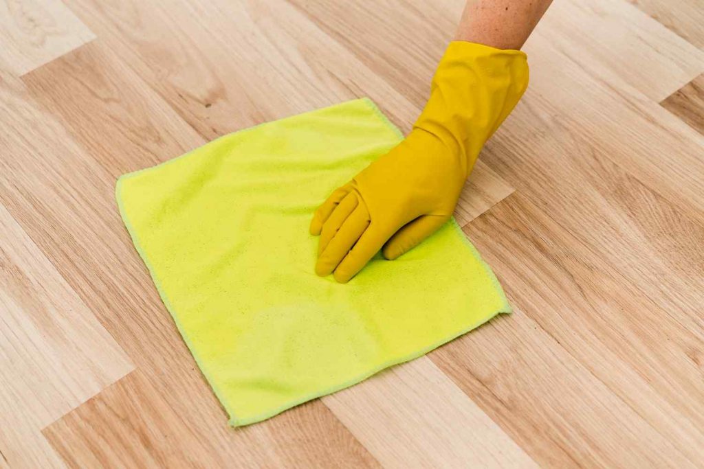 wooden floors cleaning