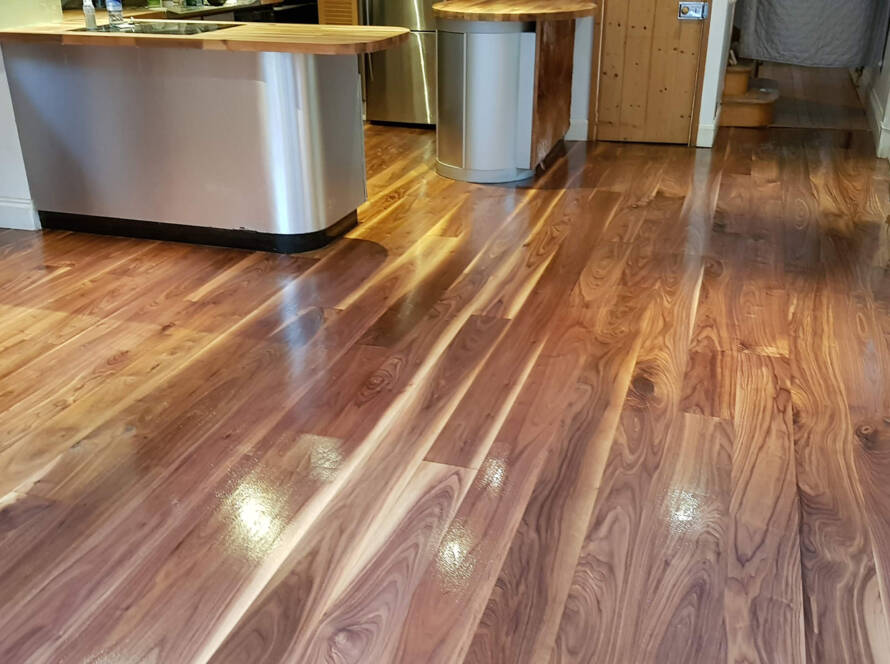 Reliable Floor Sanding in Lambeth (SE1, SW2, SW4, SW9, SE11) – Fully Insured and Dust-Free