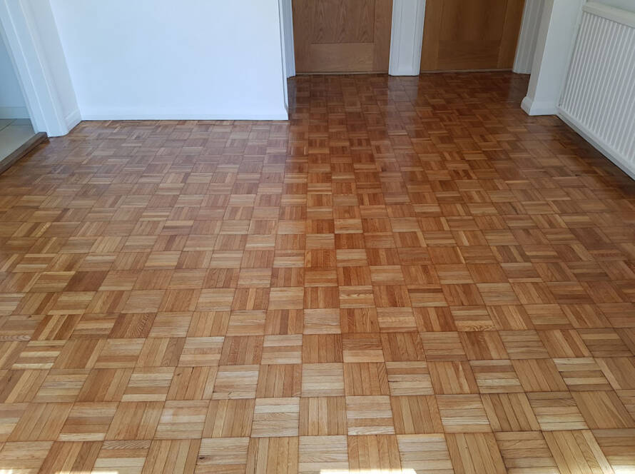 Reliable Floor Sanding in Esher KT10 – Fully Insured and Dust-Free