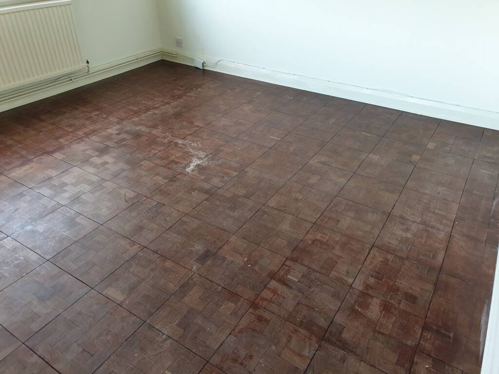 Reliable Floor Sanding in Isleworth (TW7) – Fully Insured and Dust-Free