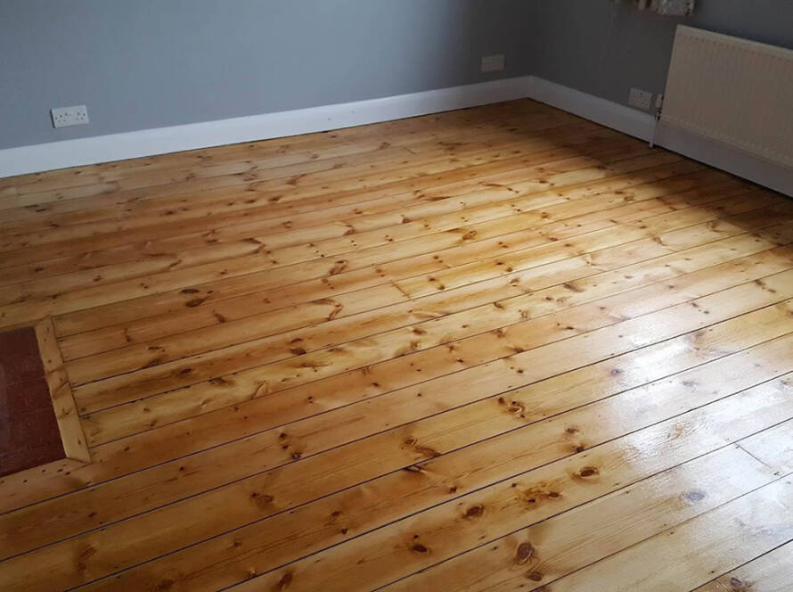 Reliable Floor Sanding in Earlsfield SW18 – Fully Insured and Dust-Free